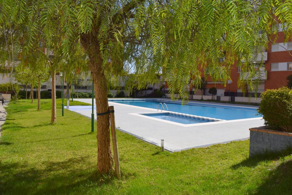 Апартаменты Playa Fenals Sol Y Mar Льорет-де-Мар Экстерьер фото